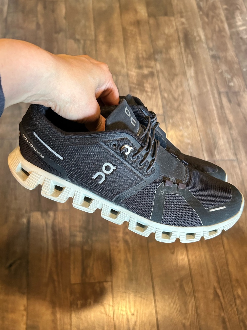 On Clouds Black and White/ Gray Women's Performance Runners - Picture 4 of 6